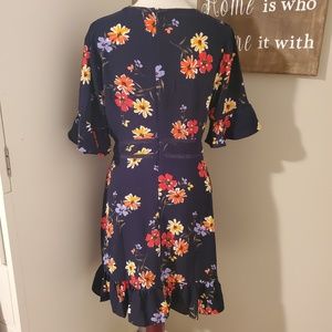 Suzanne Betro | Dresses | Suzanne Betro Navy Floral Dress | Poshmark